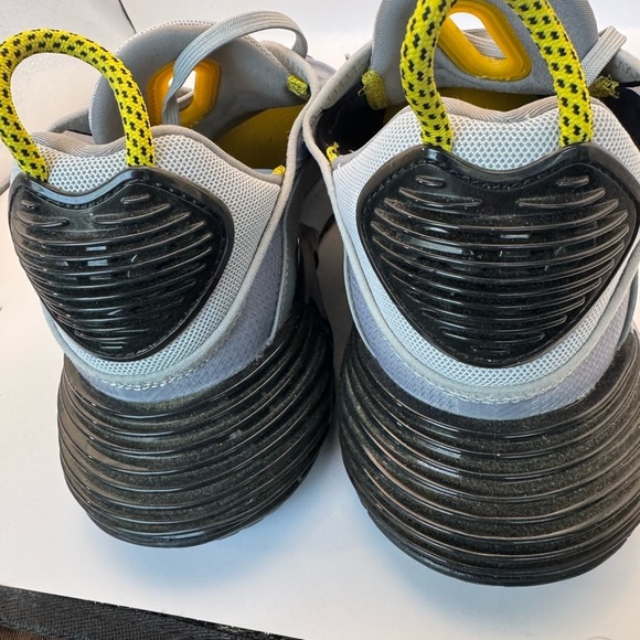 Nike Air Max 2090 Mens Shoes Size 10.5 Wolf Gray Yellow Black Running Athletic - Picture 14 of 16